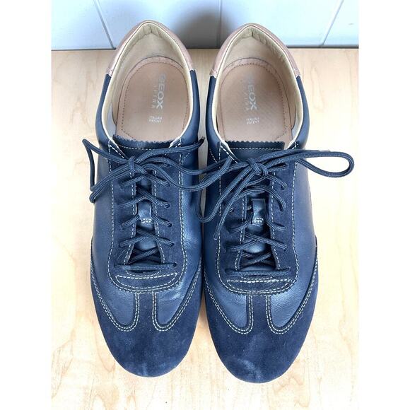 Geox Women's D Vega A Trainers Navy and Gold Leather Slim Line Comfort Sneaker - Picture 5 of 10